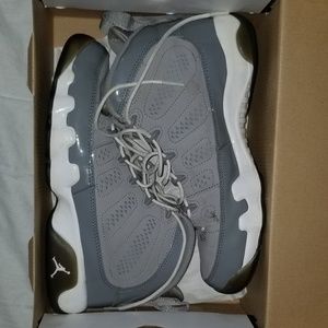 Jordan 9s Cool Grey Kids 6.5y